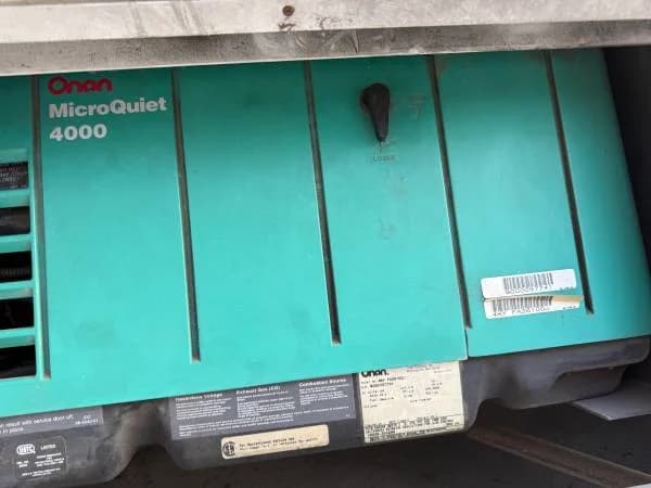 2000 Itasca Spirit 29’ Class C RV – Clean, Turn-Key 11