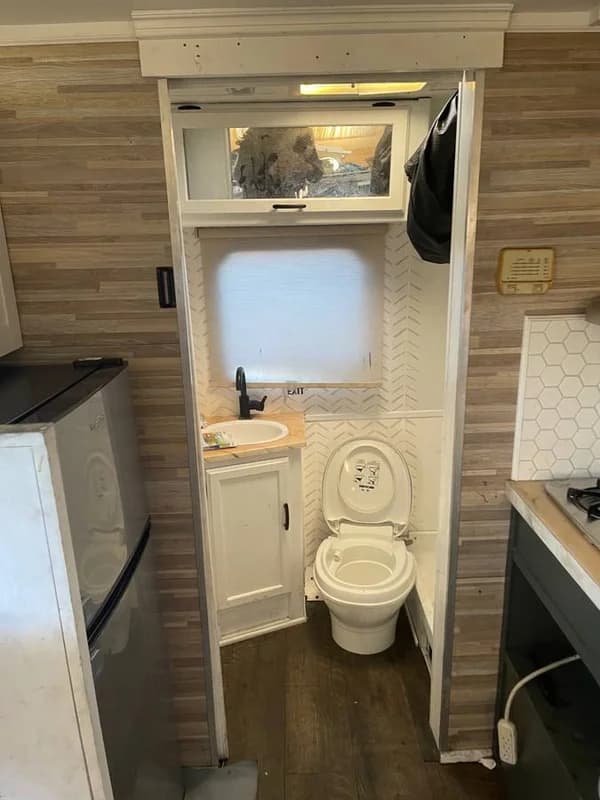 1993 Toyota Winnebago RV 5