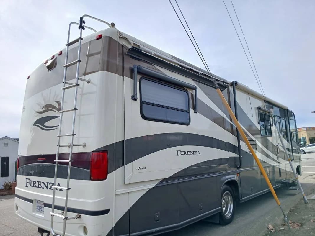 2002 Jayco Firenza Class A motorhome 35ft 5