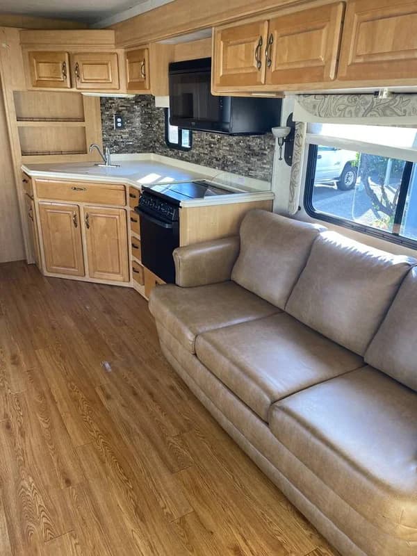 2002 Jayco Firenza Class A motorhome 35ft 12