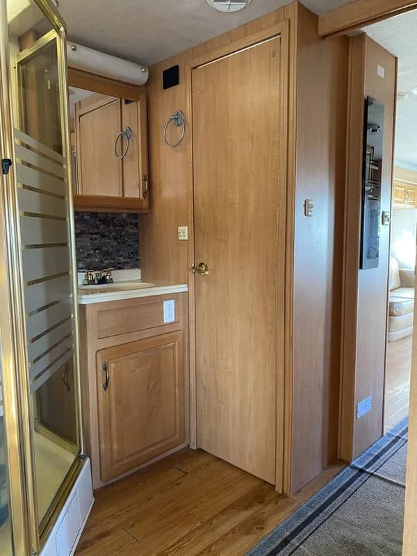 2002 Jayco Firenza Class A motorhome 35ft 19