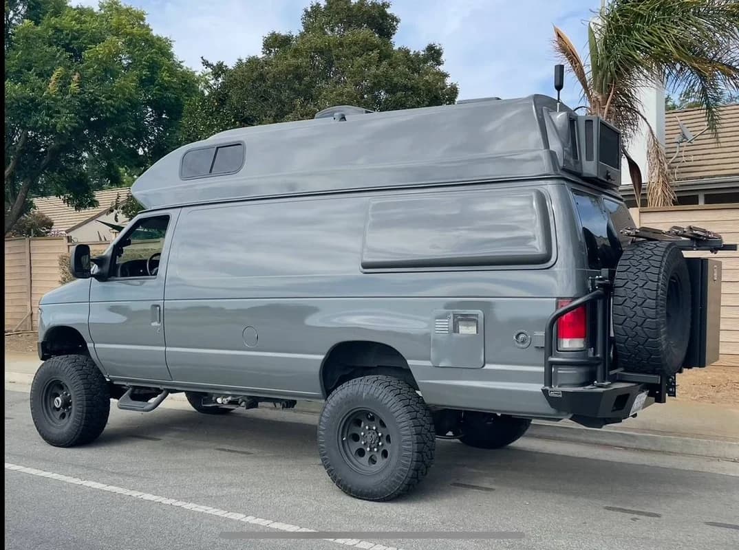 1998 Ford Econoline E350 4x4 - 7.3 Diesel Overland Camper Van