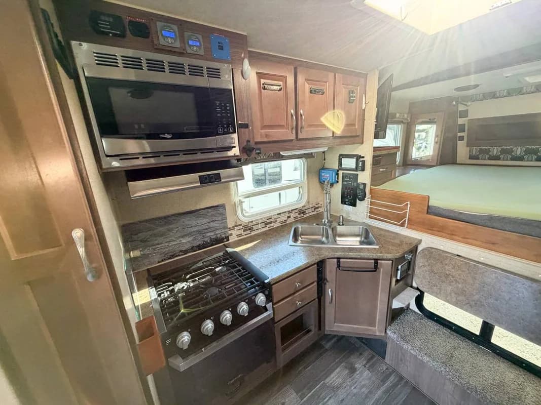 2020 ARCTIC FOX 1150! 8