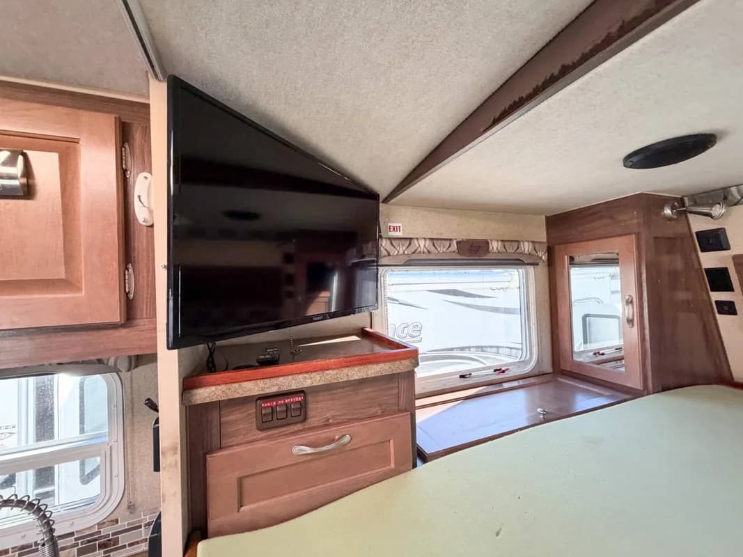 2020 ARCTIC FOX 1150! 12