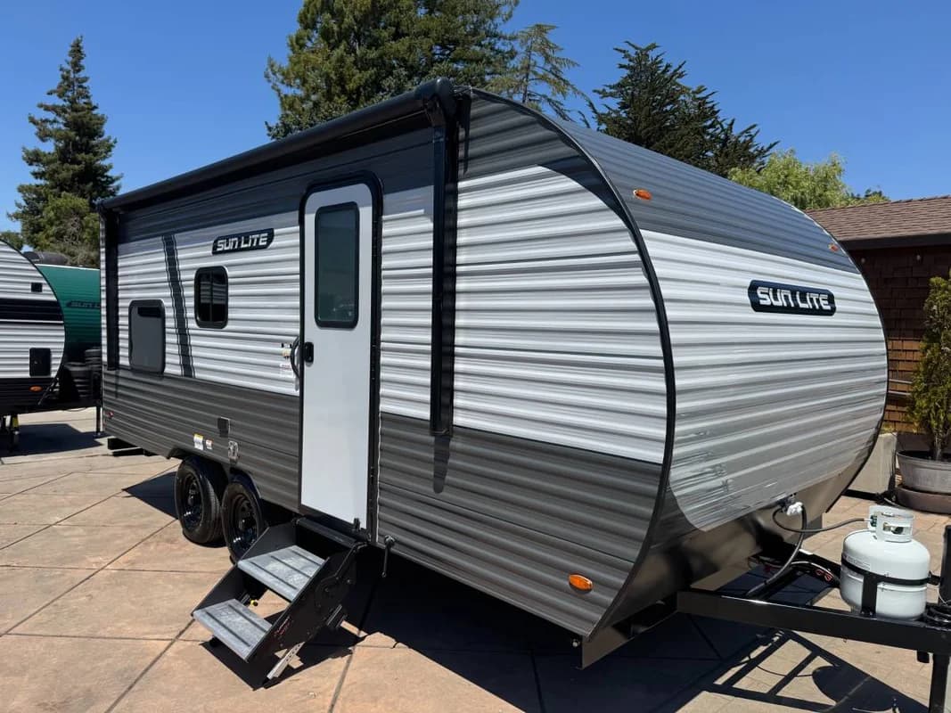 2026 Sun-Lite 21DO *Camper W/ Office* *RV Queen* Full Bathroom 3