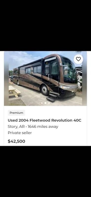 2002 ((clean)) fleetwood revolution diesel 2 slides 22