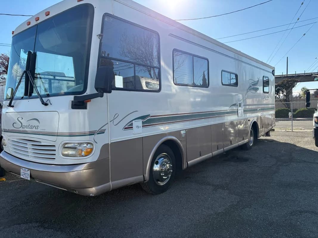 1999 coachman Santara Diesel