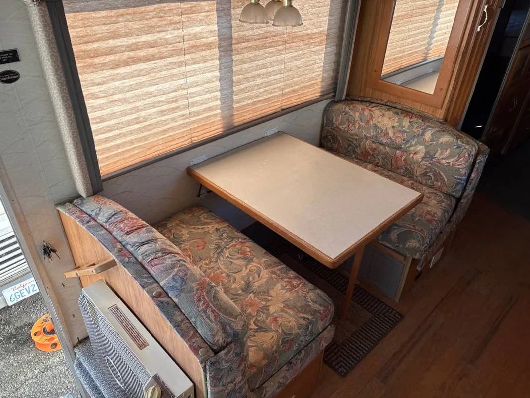 1999 coachman Santara Diesel 9