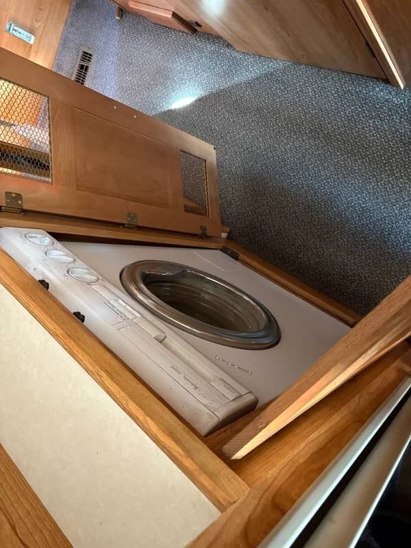 1999 coachman Santara Diesel 11