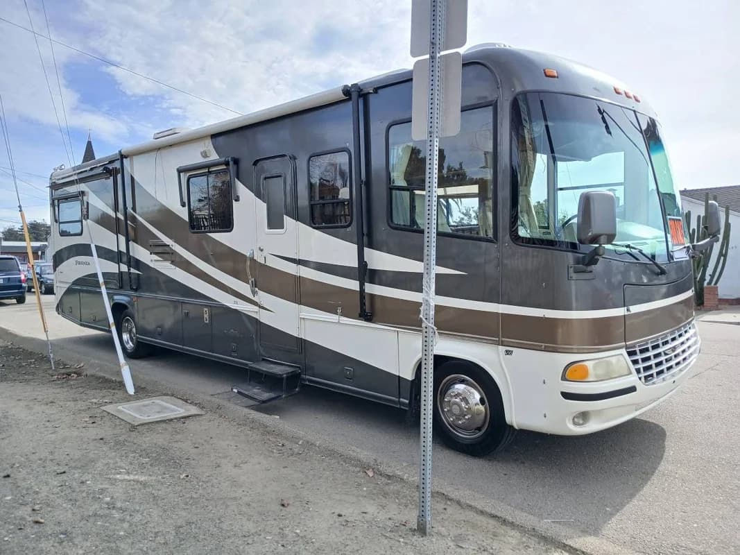 2002 Jayco Firenza Class A motorhome 35ft 4