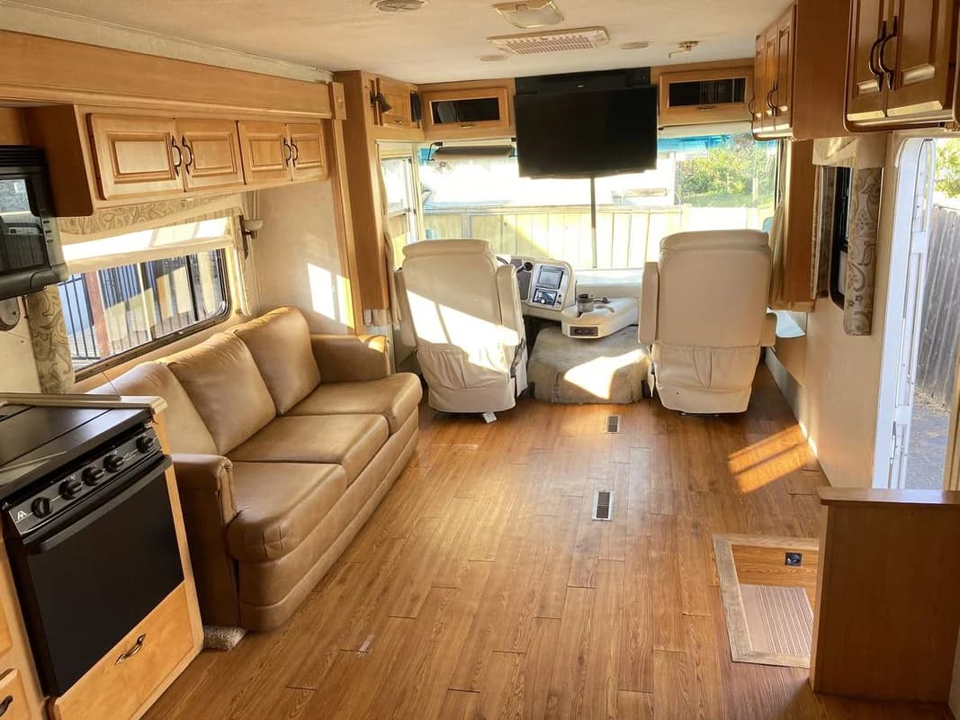 2002 Jayco Firenza Class A motorhome 35ft 10