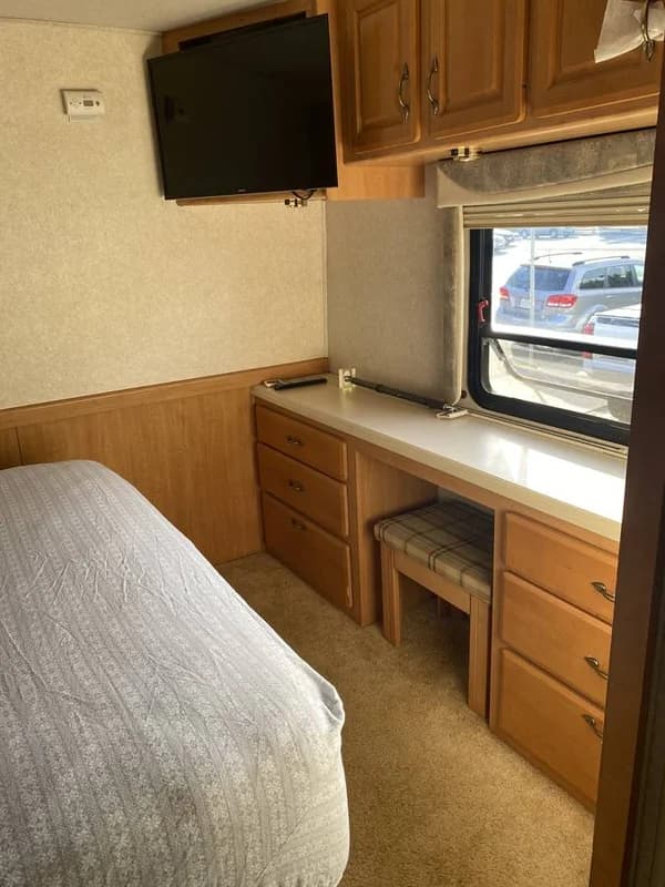 2002 Jayco Firenza Class A motorhome 35ft 17