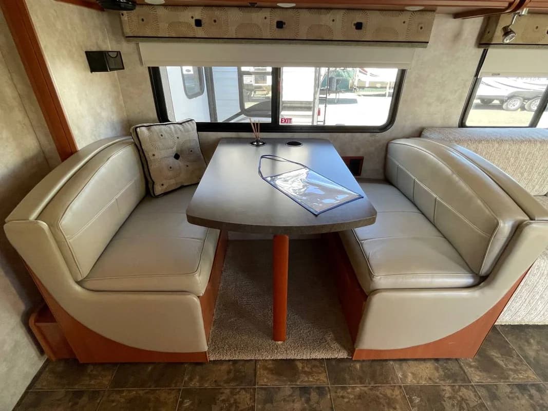 2013 VIEW / MERCEDES DIESEL by WINNEBAGO, MODEL: 24M (Class C) 11