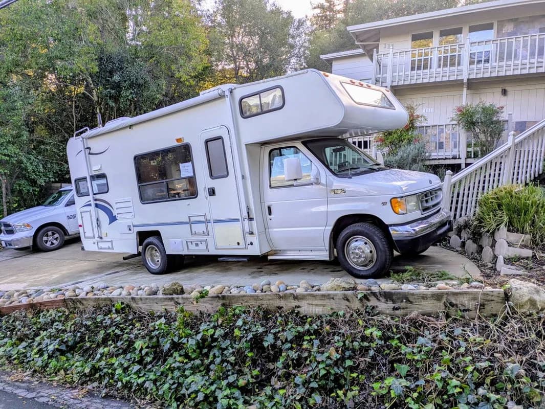 2002 COACHMAN 22R CLASS C
