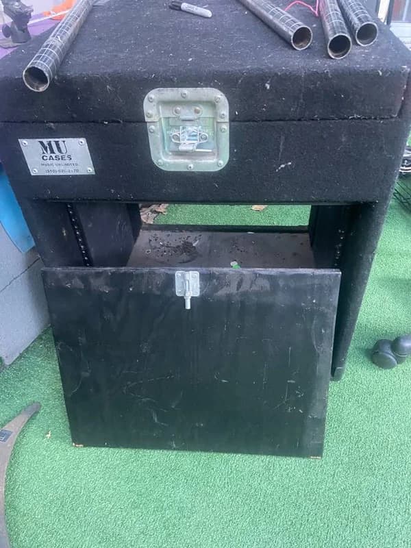 EURO Live B1200D-Pro 11” subwoofer+ MU Case 3