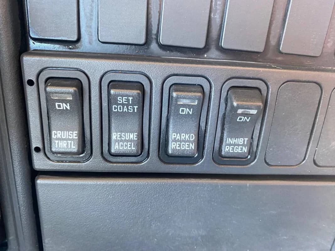 2010 39 ft IC international school bus 8