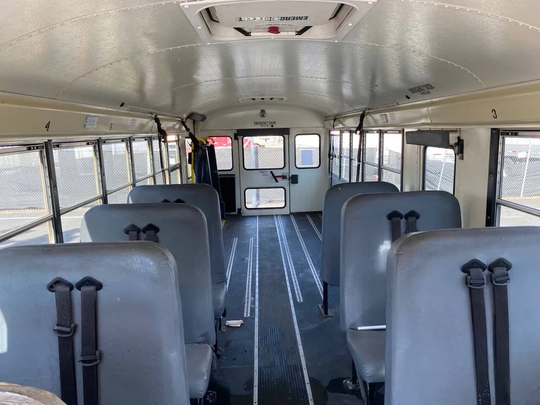 2009 30 ft IC international diesel school bus 11