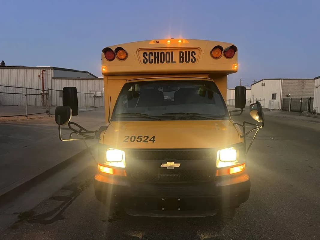 2016 chevy 4500 express Thomas short bus w/123k