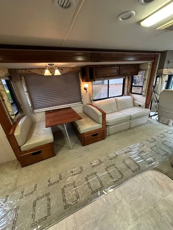 2009 Pace Arrow 37C luxury model 3 Slides Full Body Paint Stored indoo 12