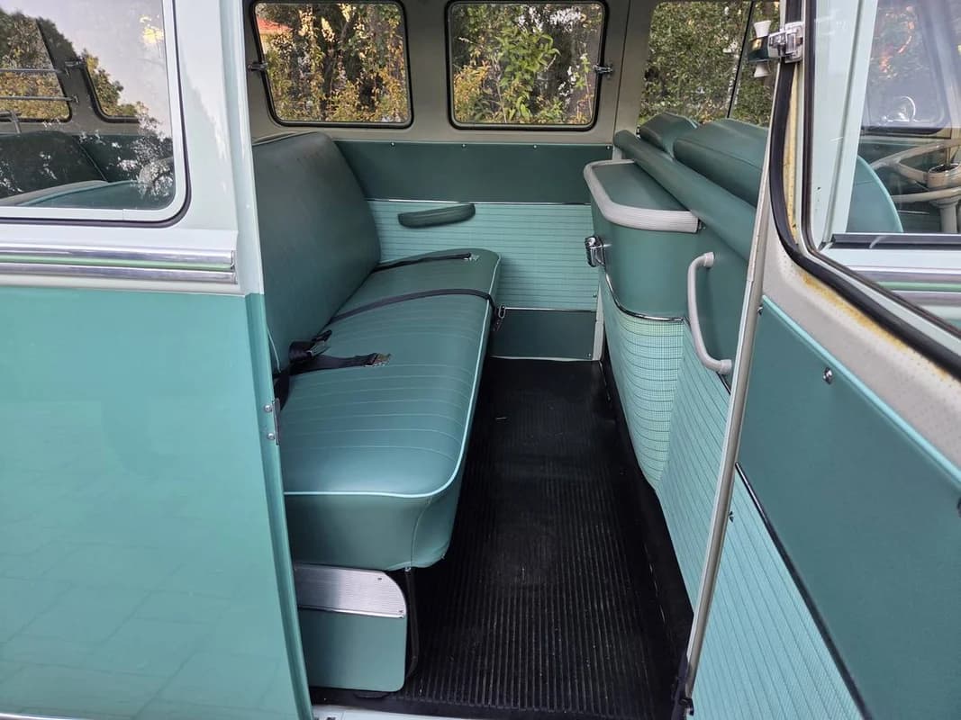 EXQUISITE Restored 1964 VW Type 241 Deluxe 21 Window Micro Bus! 14