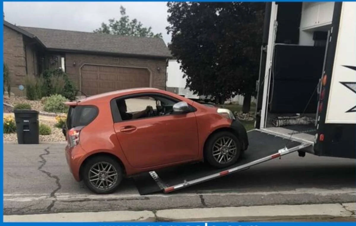 2008 Damon Scorpion Toyhauler RV Class A 11