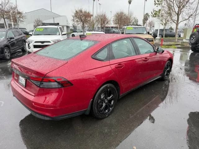 2025 Honda Accord SE 3