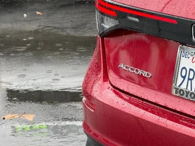 2025 Honda Accord SE 19