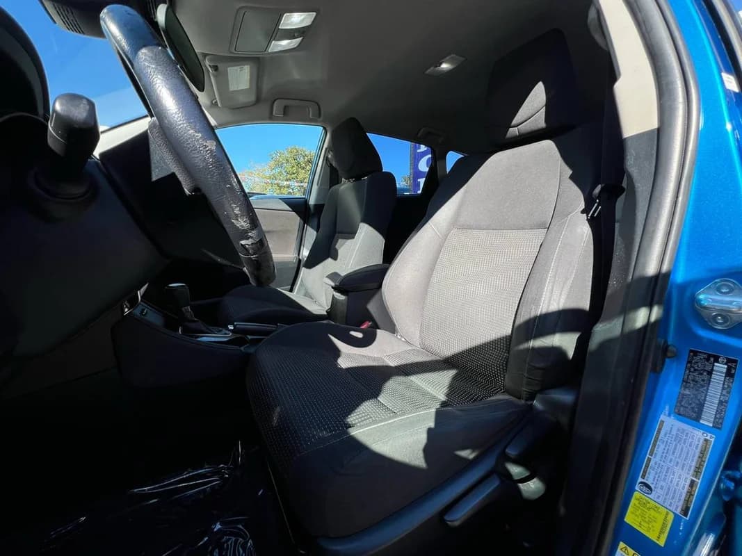 2017 Toyota Corolla iM ~ L@@K ~ Electric Blue ~ Many Xtras ~ We Financ 13