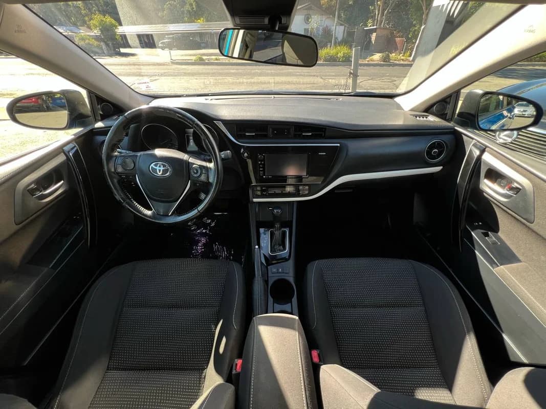 2017 Toyota Corolla iM ~ L@@K ~ Electric Blue ~ Many Xtras ~ We Financ 14