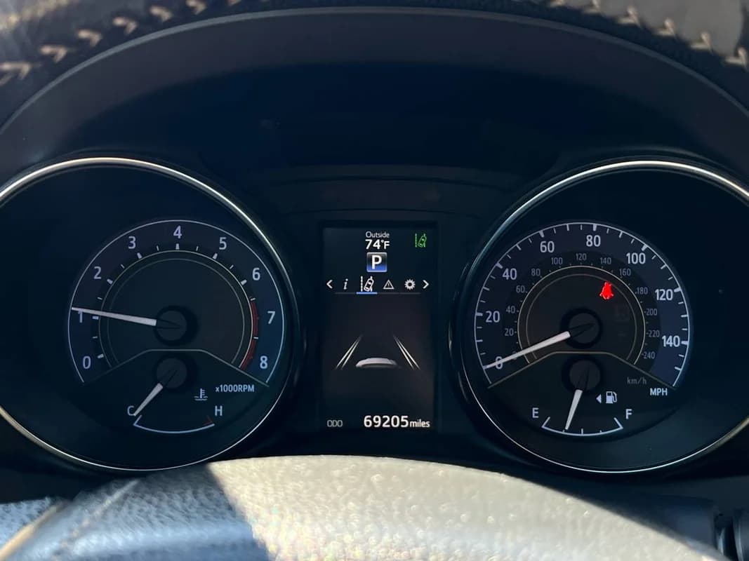 2017 Toyota Corolla iM ~ L@@K ~ Electric Blue ~ Many Xtras ~ We Financ 24