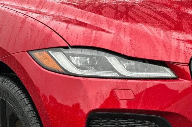 2024 Jag Jaguar FPACE suv Firenze Red Metallic - $65,118 12