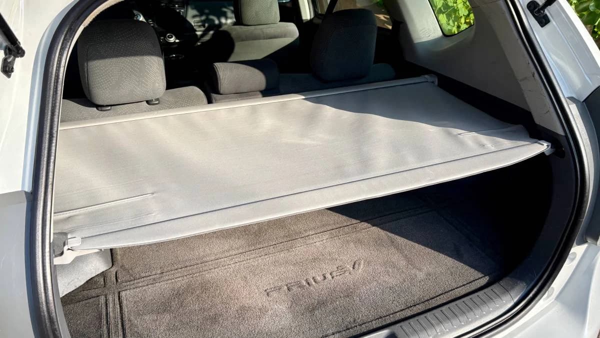 2012 Toyota Prius V – (trim 3) Roof Rack - Trailer Hitch - New Tires 7