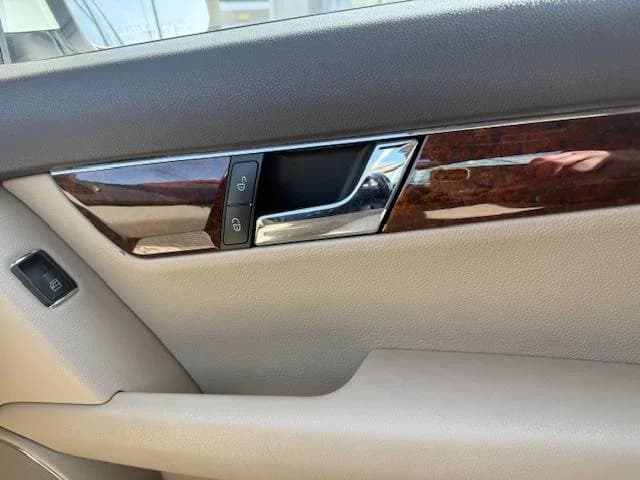 Mercedes C300 2009 Sport $2800 10