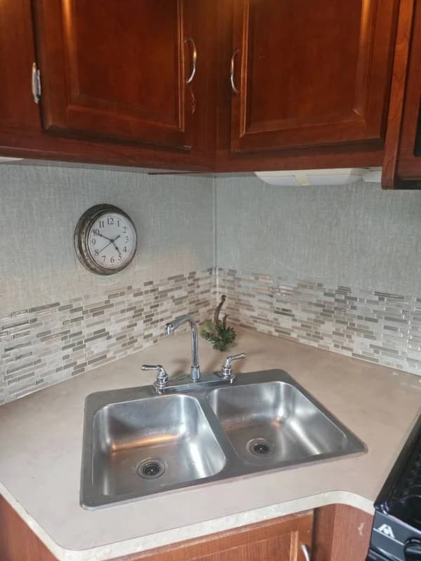 This RV is Perfect for ✦BURNING MAN✦ 8