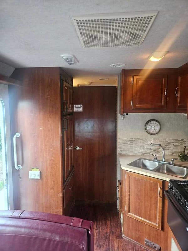 This RV is Perfect for ✦BURNING MAN✦ 9