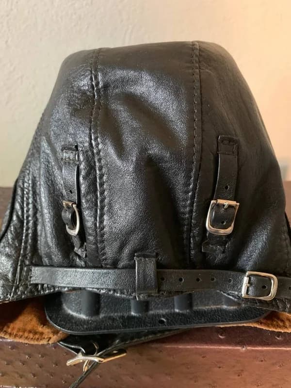 Leather Aviator skull Cap, Large with goggles 6