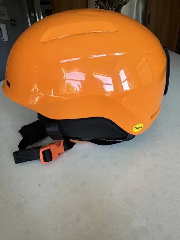 Boys Ski jacket, pants, gloves, goggles, helmet 14