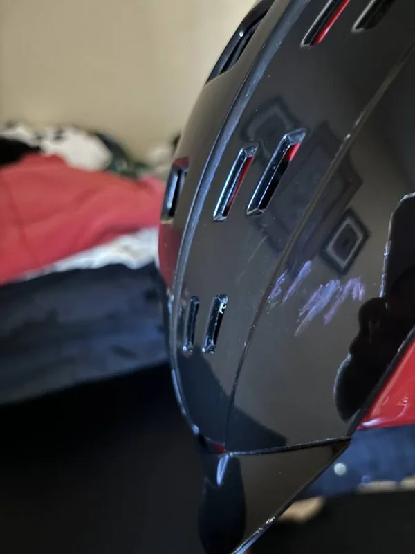 Womens ski helmet, goggles and gloves 9