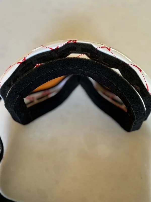 Womens ski helmet, goggles and gloves 12