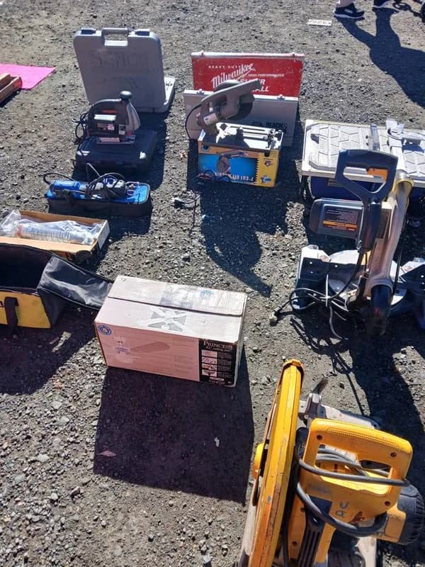 BIGGEST GARAGE SALE LIMITED TIME!!! 9