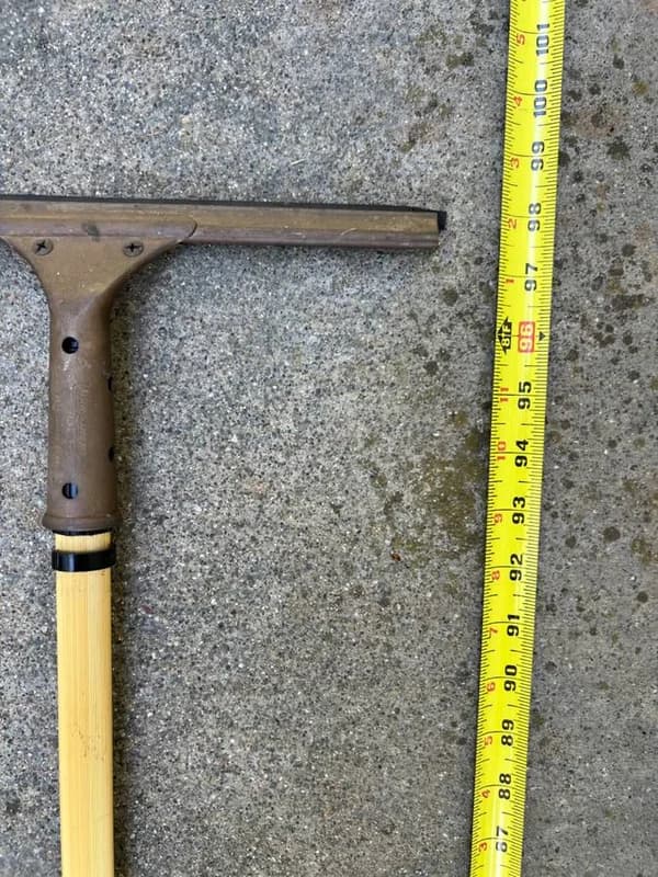 Window Washing Extension Poles (4) & Brushes 4