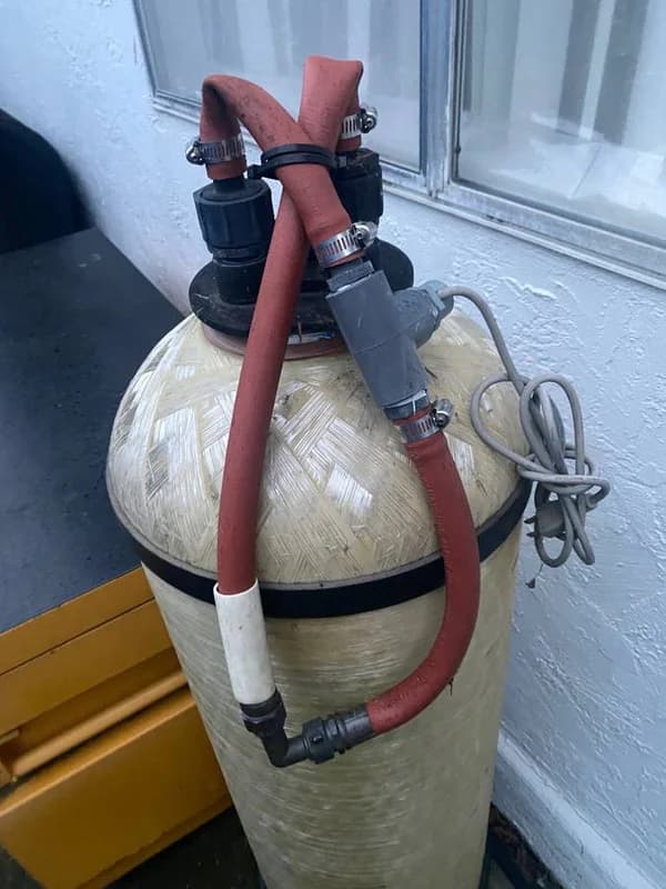 Ionics De-ionized water tank 2